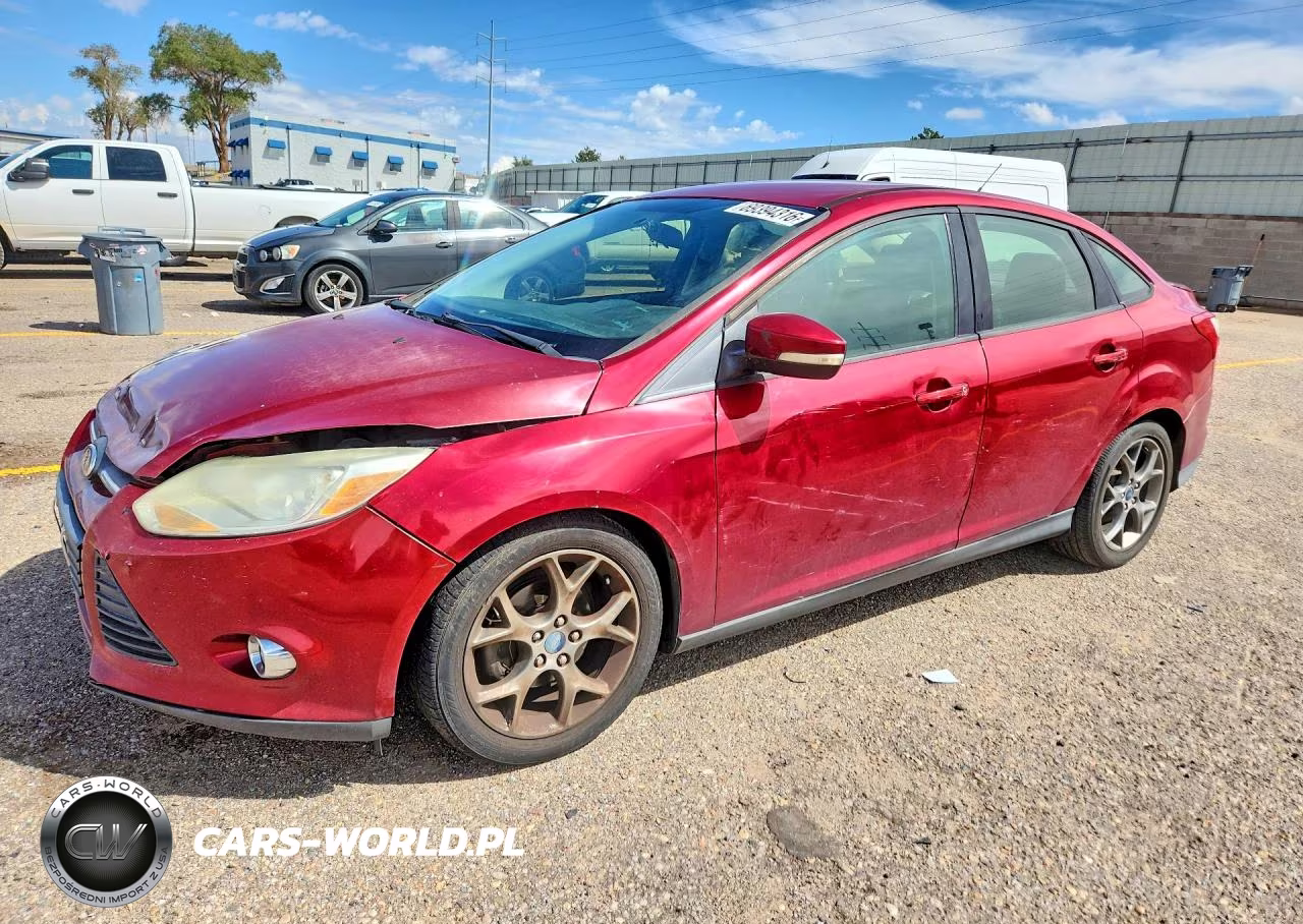 2014 Ford Focus Se VIN:1FADP3F22EL110339 - 1
