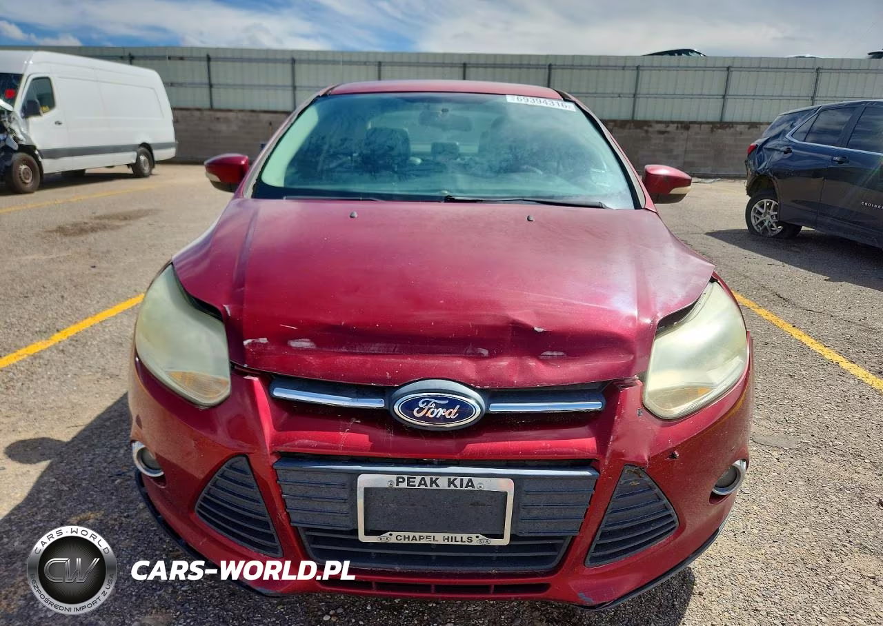 2014 Ford Focus Se VIN:1FADP3F22EL110339 - 5
