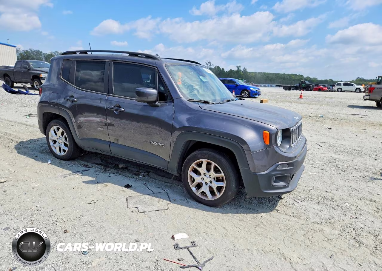 2018 Jeep Renegade Latitude VIN:ZACCJABB6JPJ66059 - 4