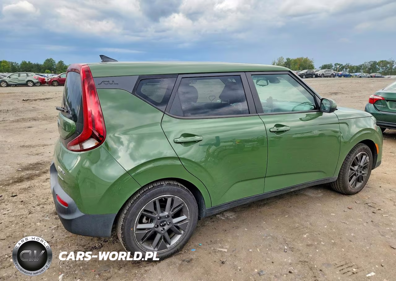 2021 Kia Soul Ex VIN:KNDJ33AUXM7135949 - 3