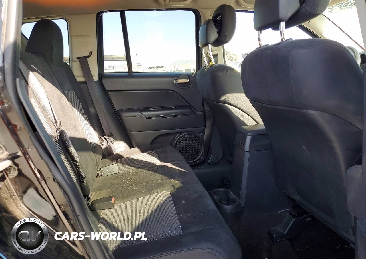 2013 Jeep Compass Latitude VIN:1C4NJCEB7DD213542 - 11