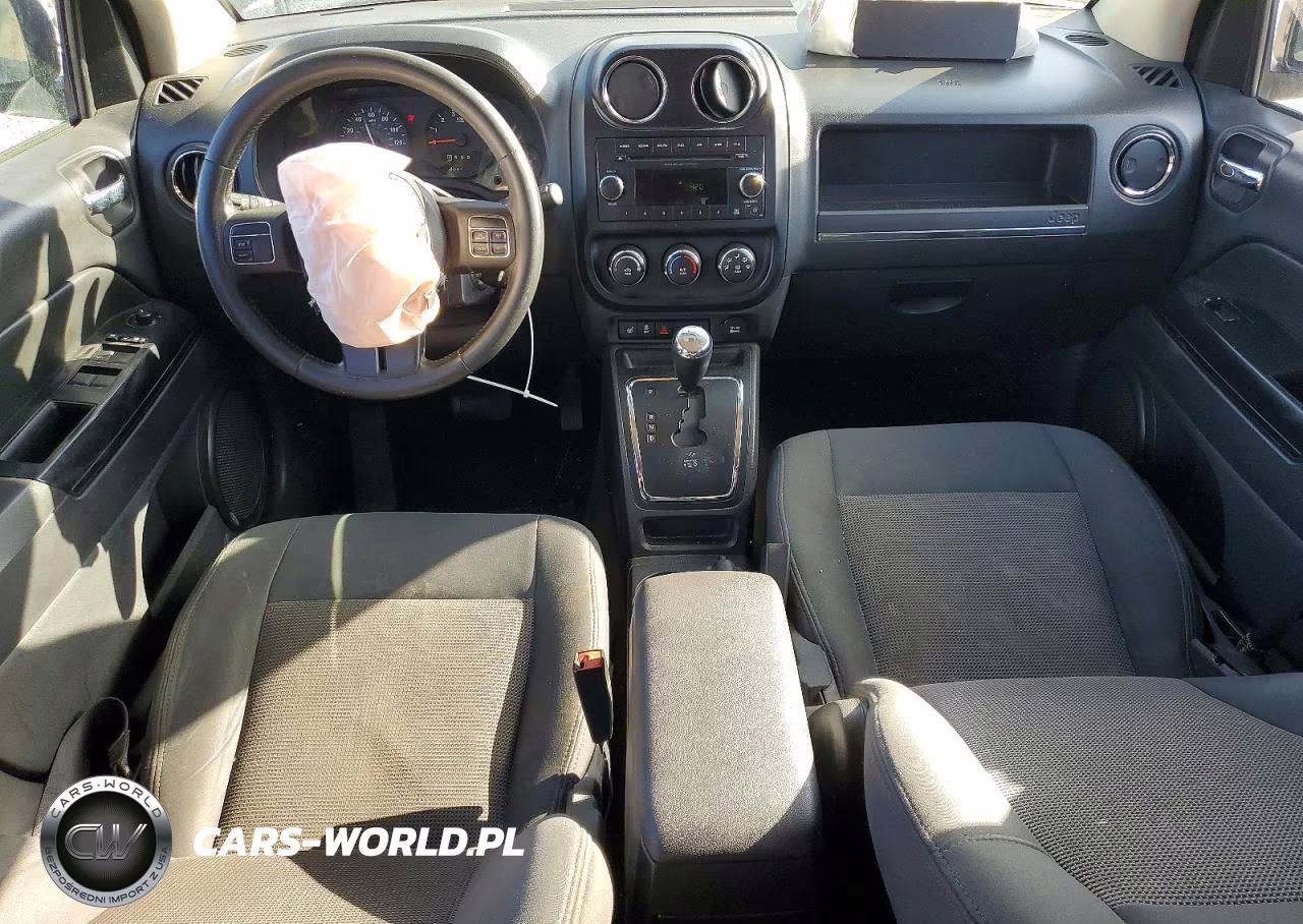 2013 Jeep Compass Latitude VIN:1C4NJCEB7DD213542 - 8