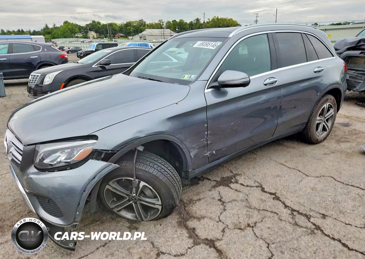 2018 Mercedes-Benz Glc 300 4Matic VIN:WDC0G4KB0JV111700 - 1