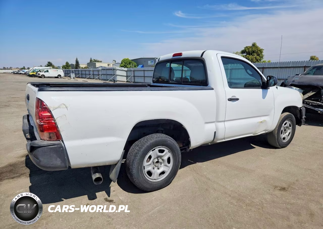 2014 Toyota Tacoma Base VIN:5TFNX4CN5EX037382 - 3