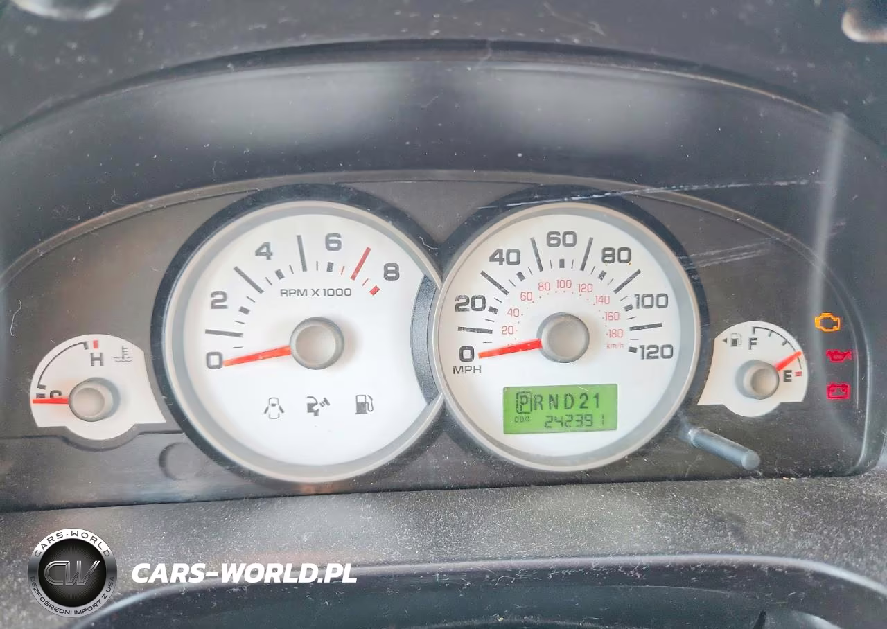 2005 Ford Escape Xls VIN:1FMYU02Z15KD89208 - 9