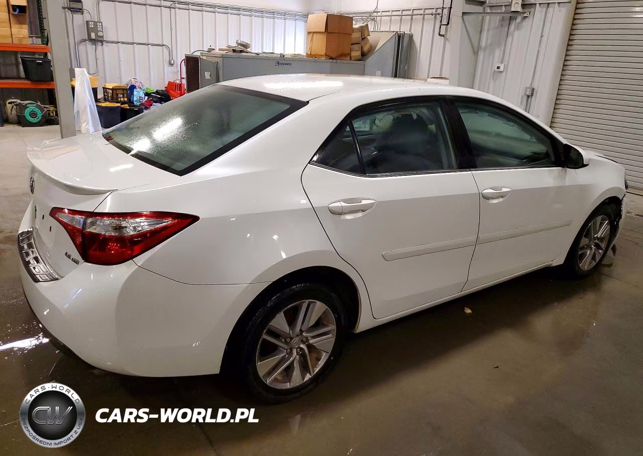 2015 Toyota Corolla Le Eco Plus VIN:5YFBPRHE1FP360580 - 3