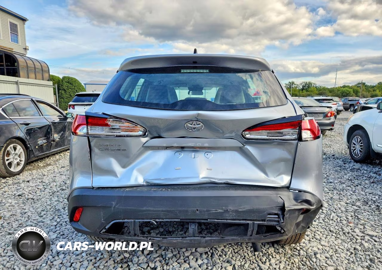 2024 Toyota Corolla Cross L VIN:7MUAAAAG4RV092202 - 6