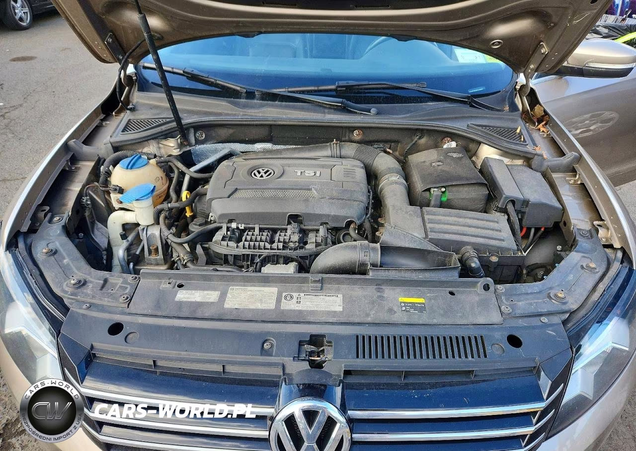 2015 Volkswagen Passat S VIN:1VWAT7A39FC109879 - 11