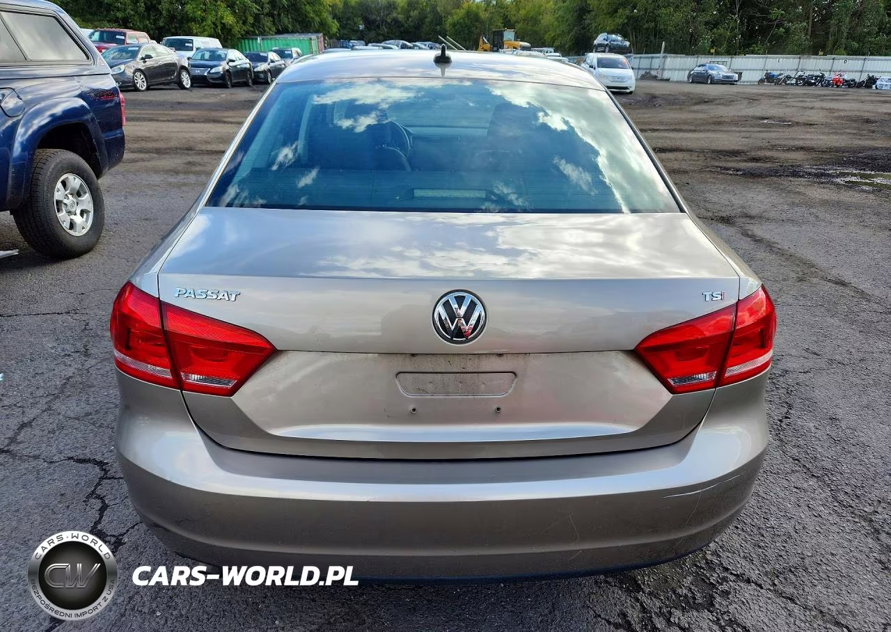 2015 Volkswagen Passat S VIN:1VWAT7A39FC109879 - 6