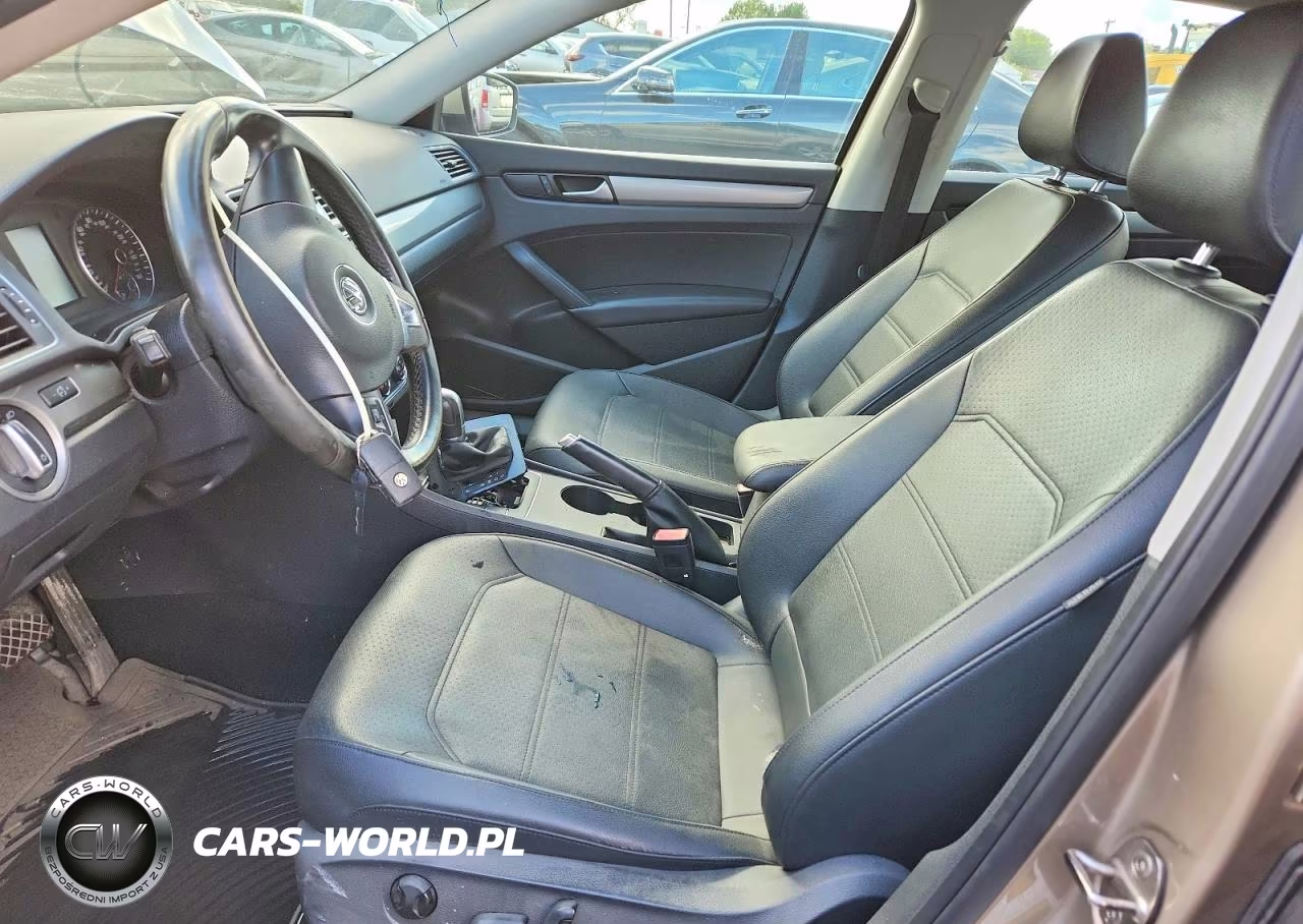 2015 Volkswagen Passat S VIN:1VWAT7A39FC109879 - 7