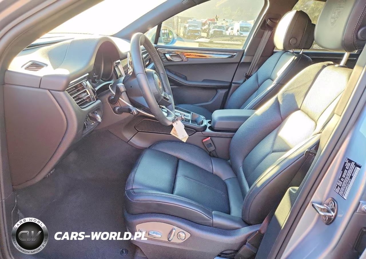 2026 Porsche Macan Base VIN:WP1AA2A58TLB11677 - 7