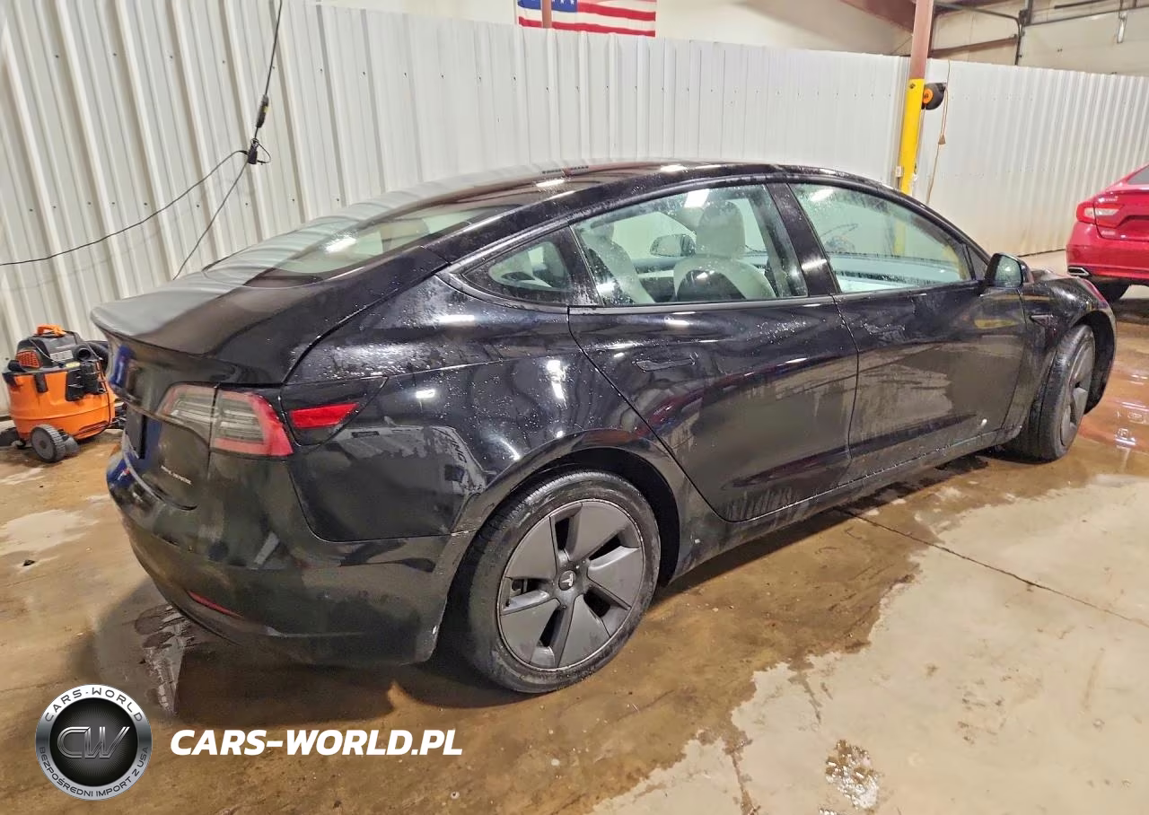2022 Tesla Model 3 VIN:5YJ3E1EB9NF254880 - 3