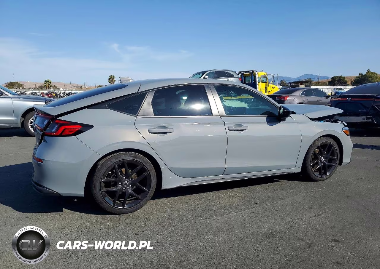 2025 Honda Civic Sport VIN:19XFL2H83SE030563 - 3