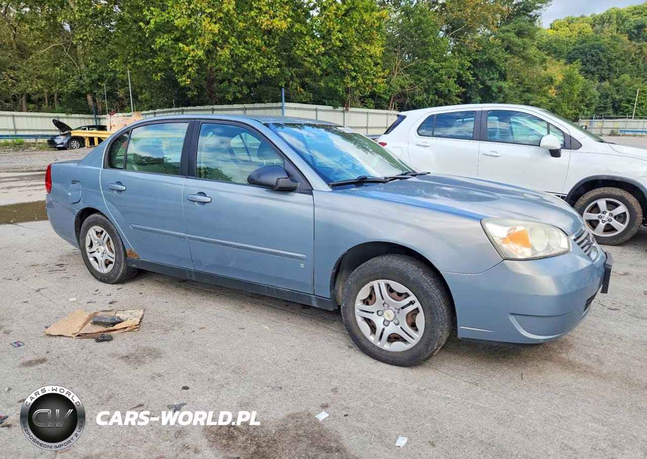 2008 Chevrolet Malibu Ls VIN:1G1ZS58F08F136749 - 4