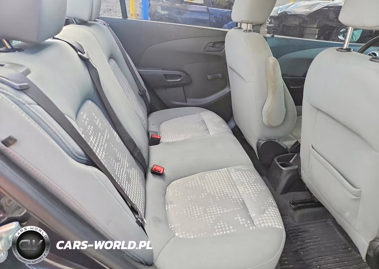 2020 Chevrolet Sonic Ls VIN:1G1JB5SB5L4137368 - 10