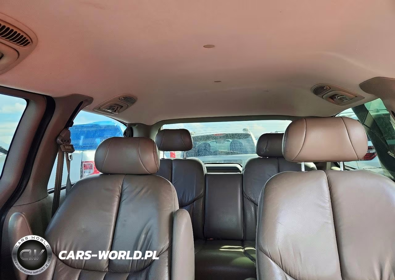 1999 Chrysler Town & Country Limited VIN:1C4GP64L8XB884902 - 10