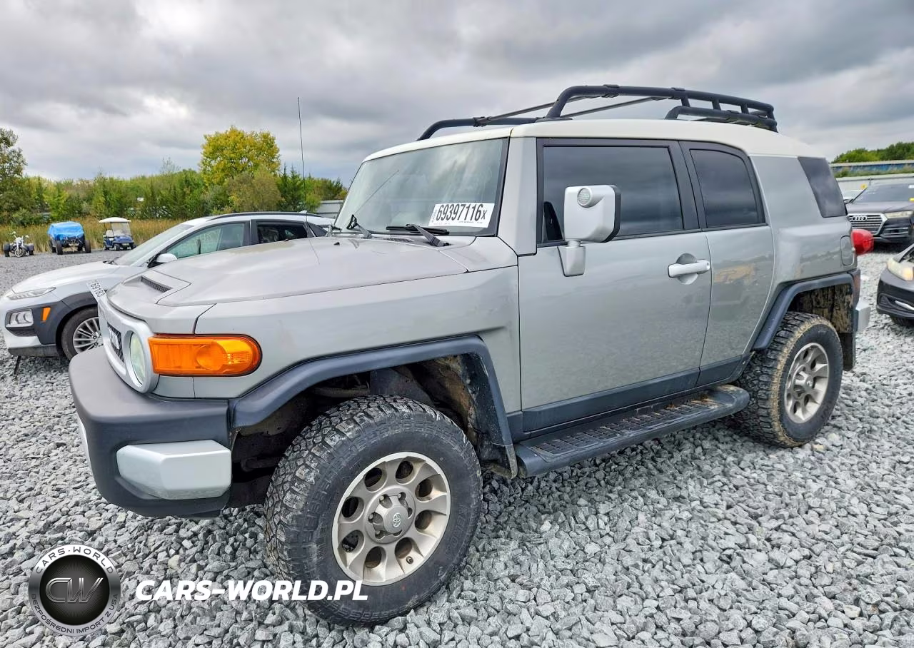 2012 Toyota Fj Cruiser Base VIN:JTEBU4BF2CK123101 - 1
