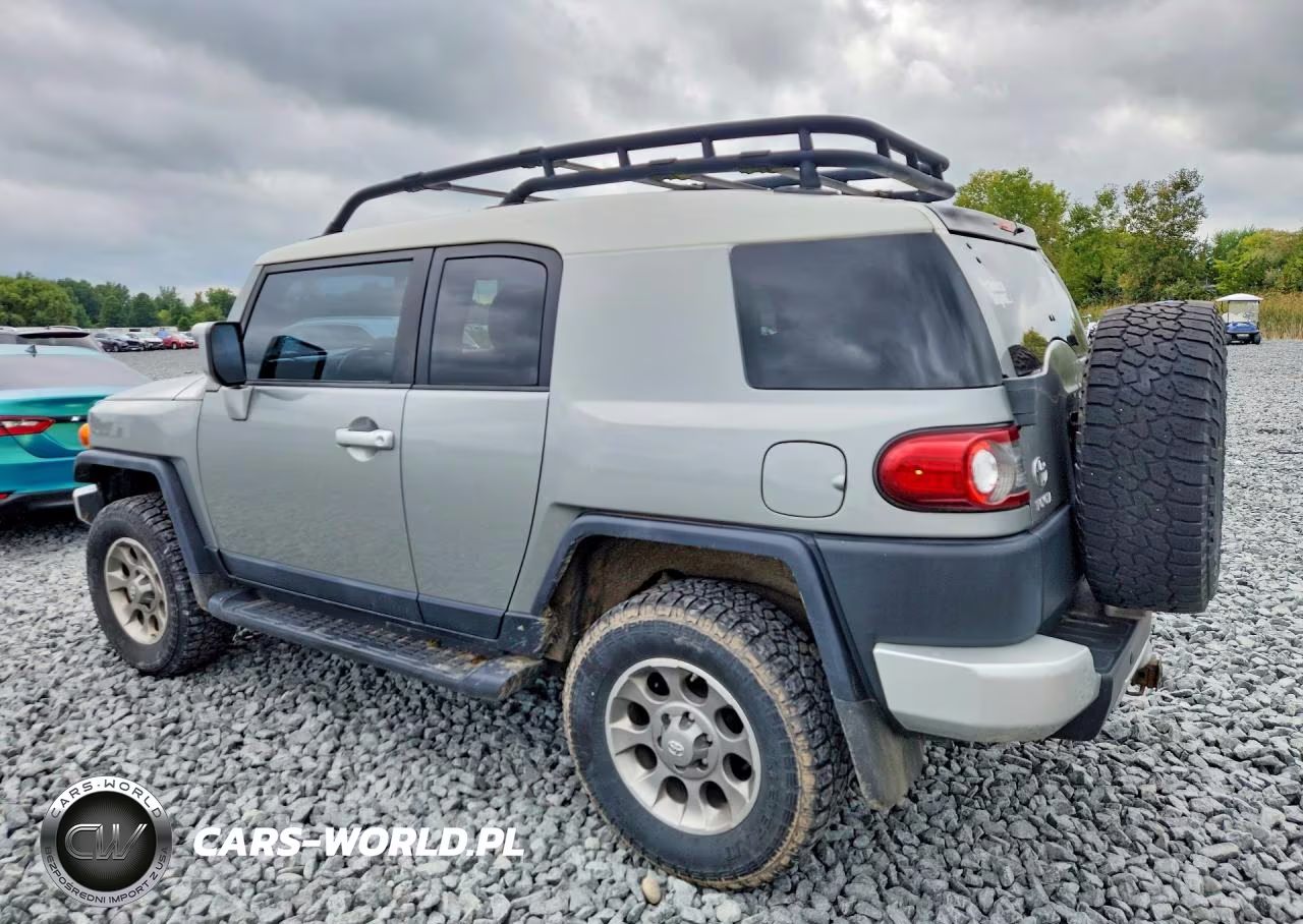 2012 Toyota Fj Cruiser Base VIN:JTEBU4BF2CK123101 - 2