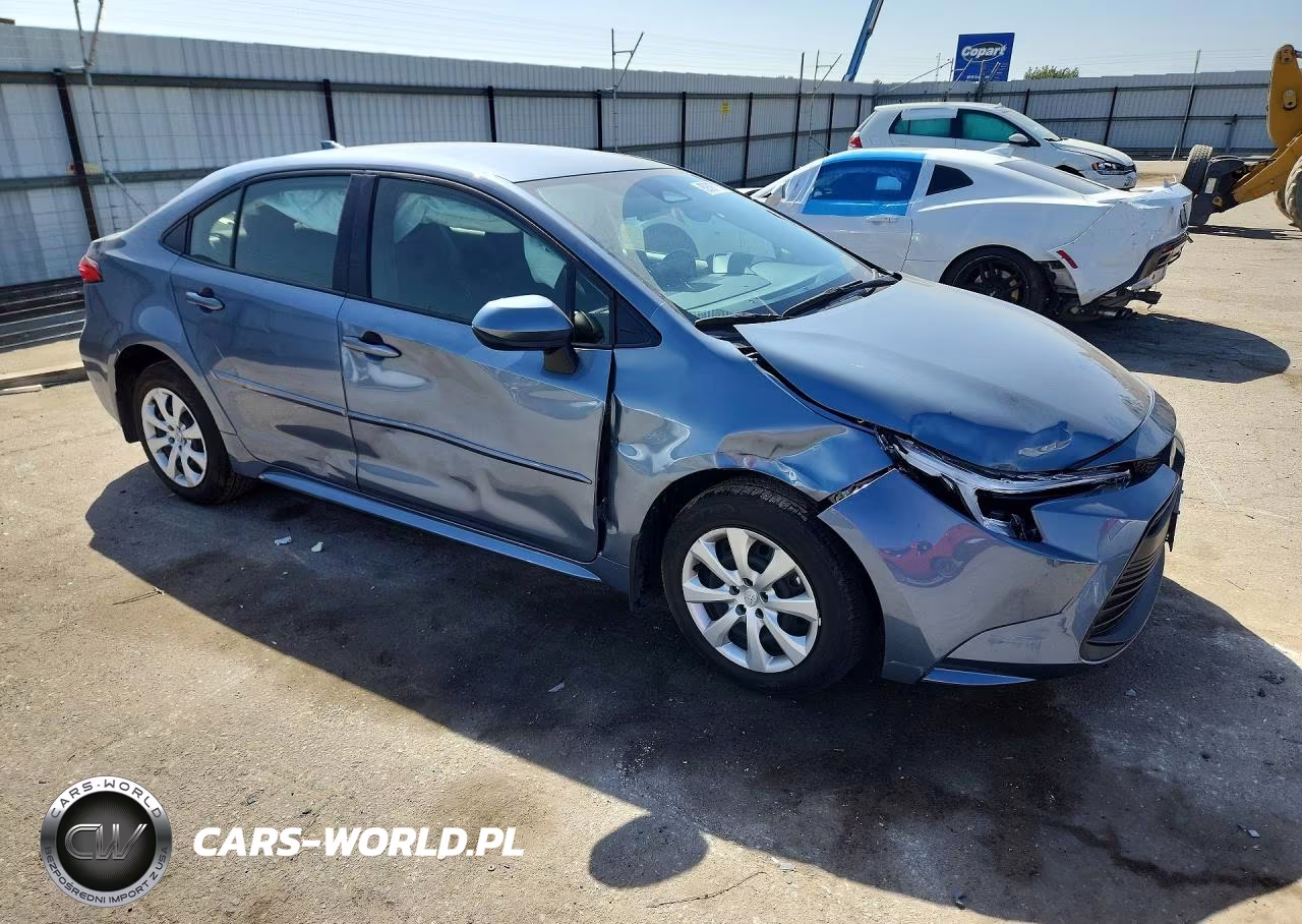2026 Toyota Corolla Hybrid Le VIN:JTDBCMFE2T3156831 - 4