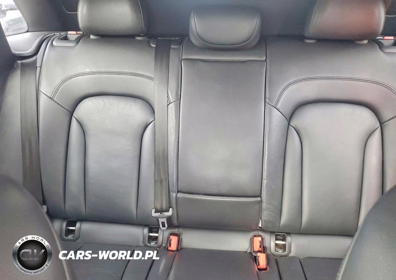 2018 Audi Q3 Premium VIN:WA1ECCFS4JR019987 - 10