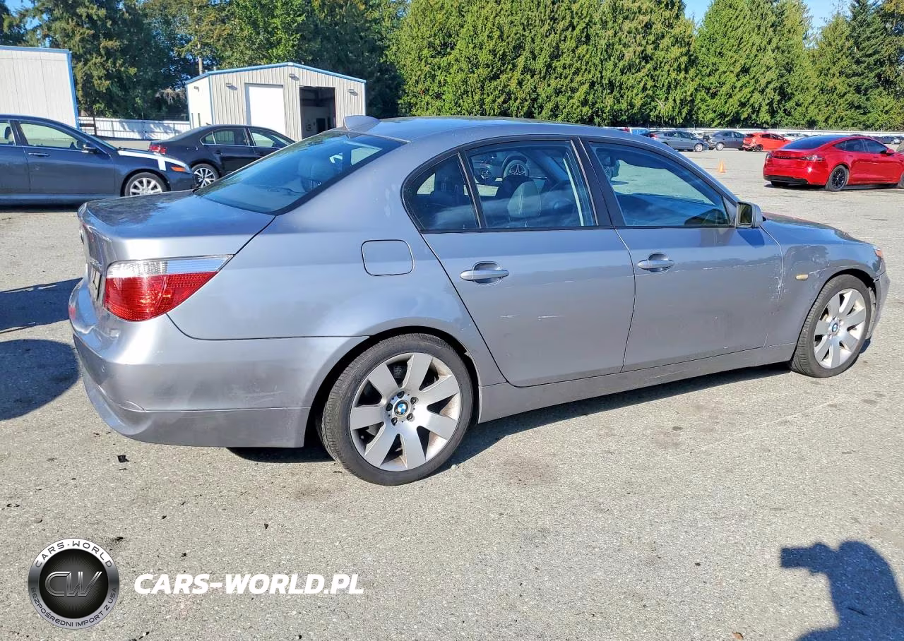 2006 BMW 530 Xi VIN:WBANF73576CU20699 - 3