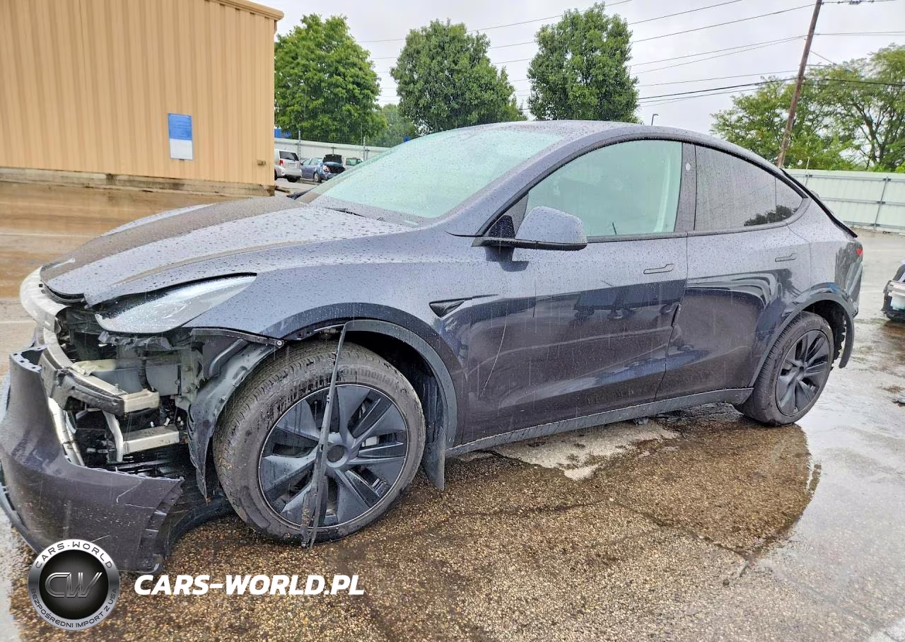 2025 Tesla Model Y – zdjęcie 1 z 12