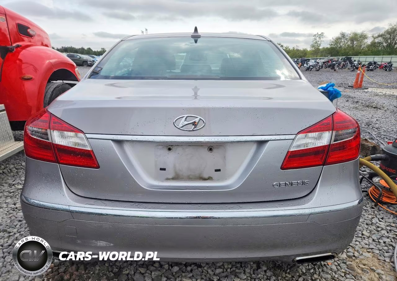 2013 Hyundai Genesis 3.8L VIN:KMHGC4DD6DU212910 - 6