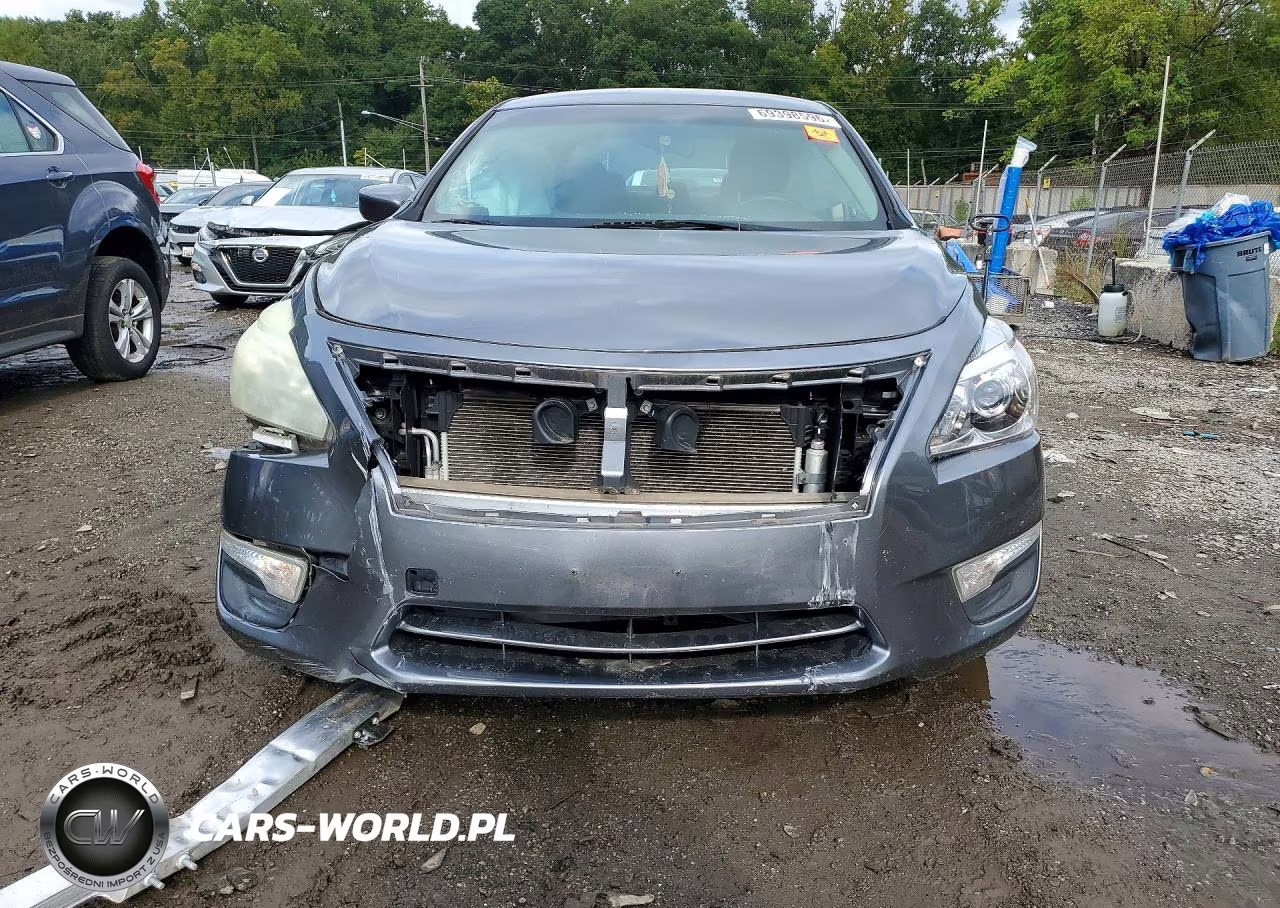 2015 Nissan Altima 2.5 S VIN:1N4AL3AP4FC288742 - 5