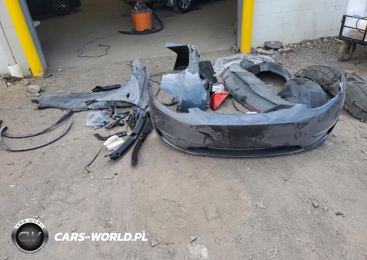 2023 Tesla Model Y VIN:7SAYGDEE1PA192096 - 13