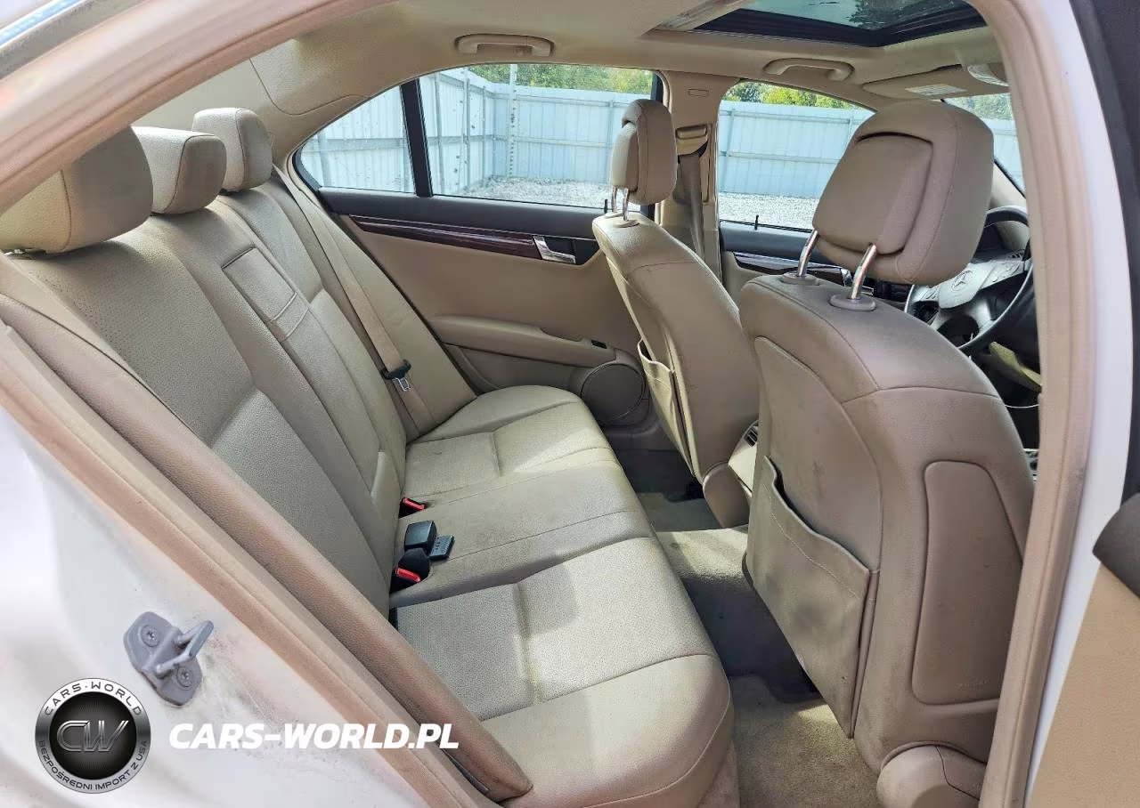 2010 Mercedes-Benz C 300 4Matic VIN:WDDGF8BB0AF436801 - 10