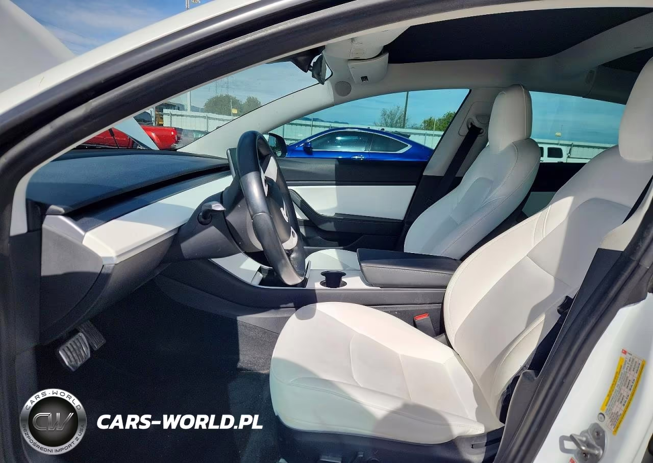 2018 Tesla Model 3 VIN:5YJ3E1EB9JF134829 - 7
