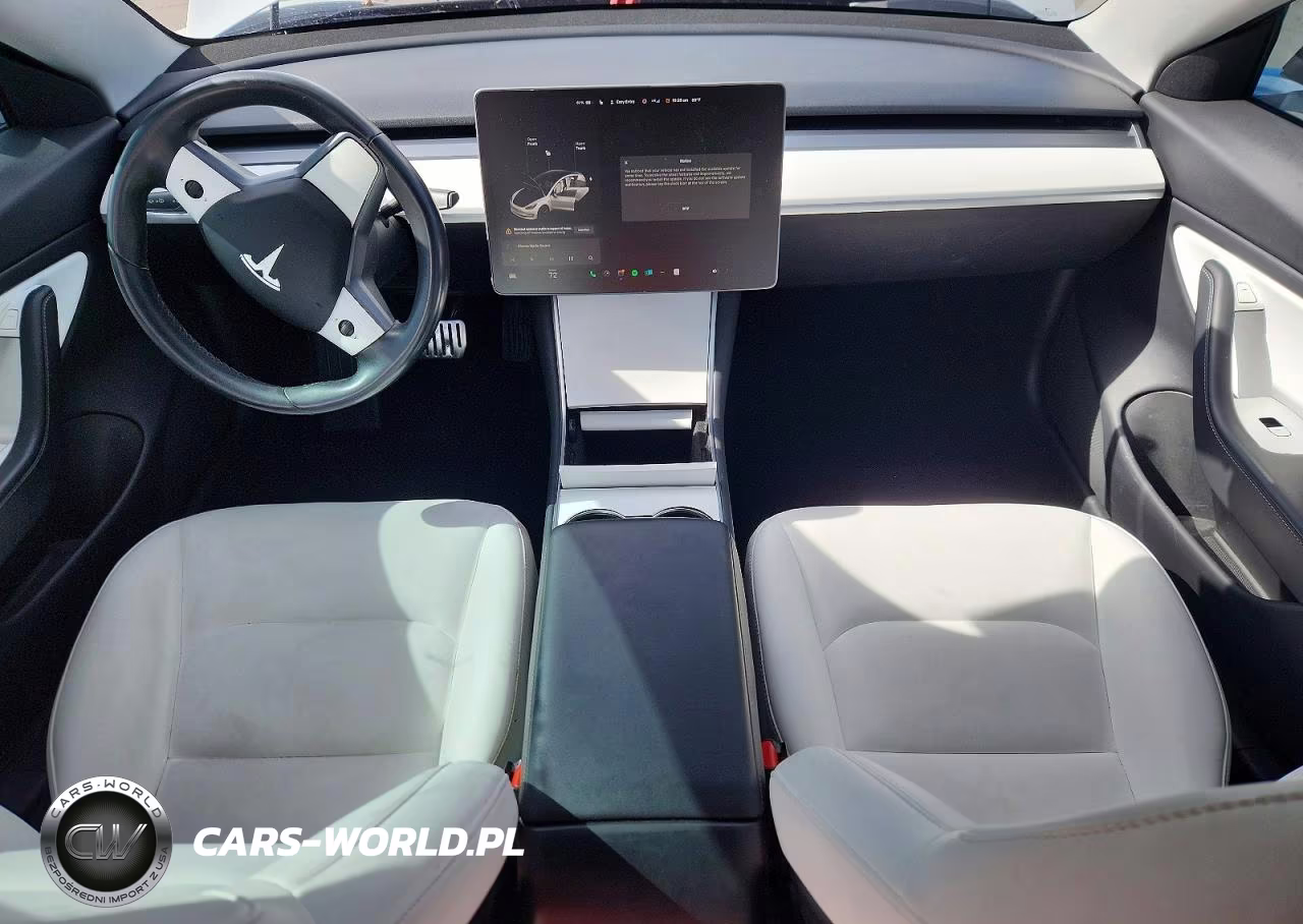 2018 Tesla Model 3 VIN:5YJ3E1EB9JF134829 - 8
