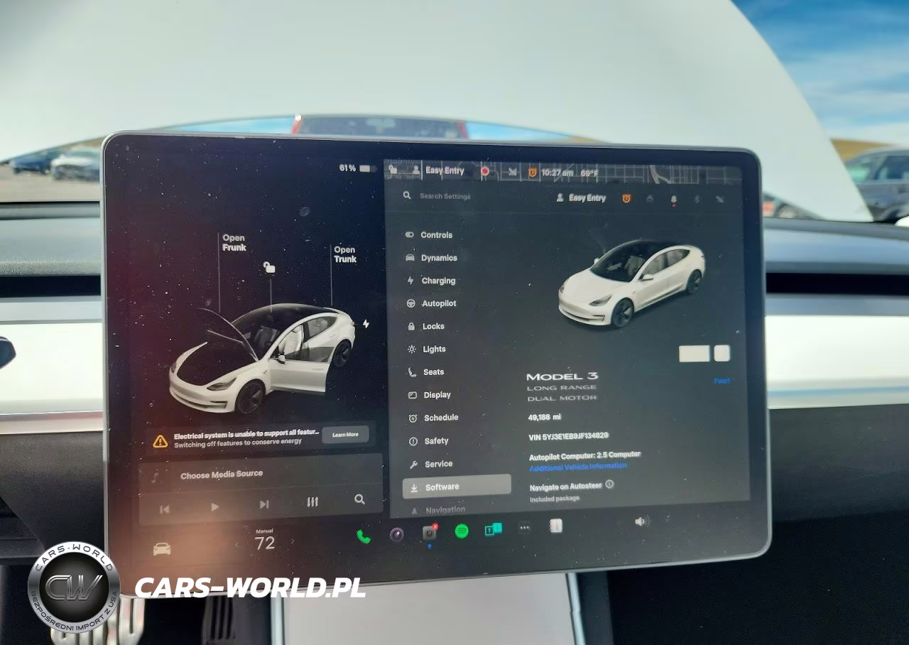 2018 Tesla Model 3 VIN:5YJ3E1EB9JF134829 - 9