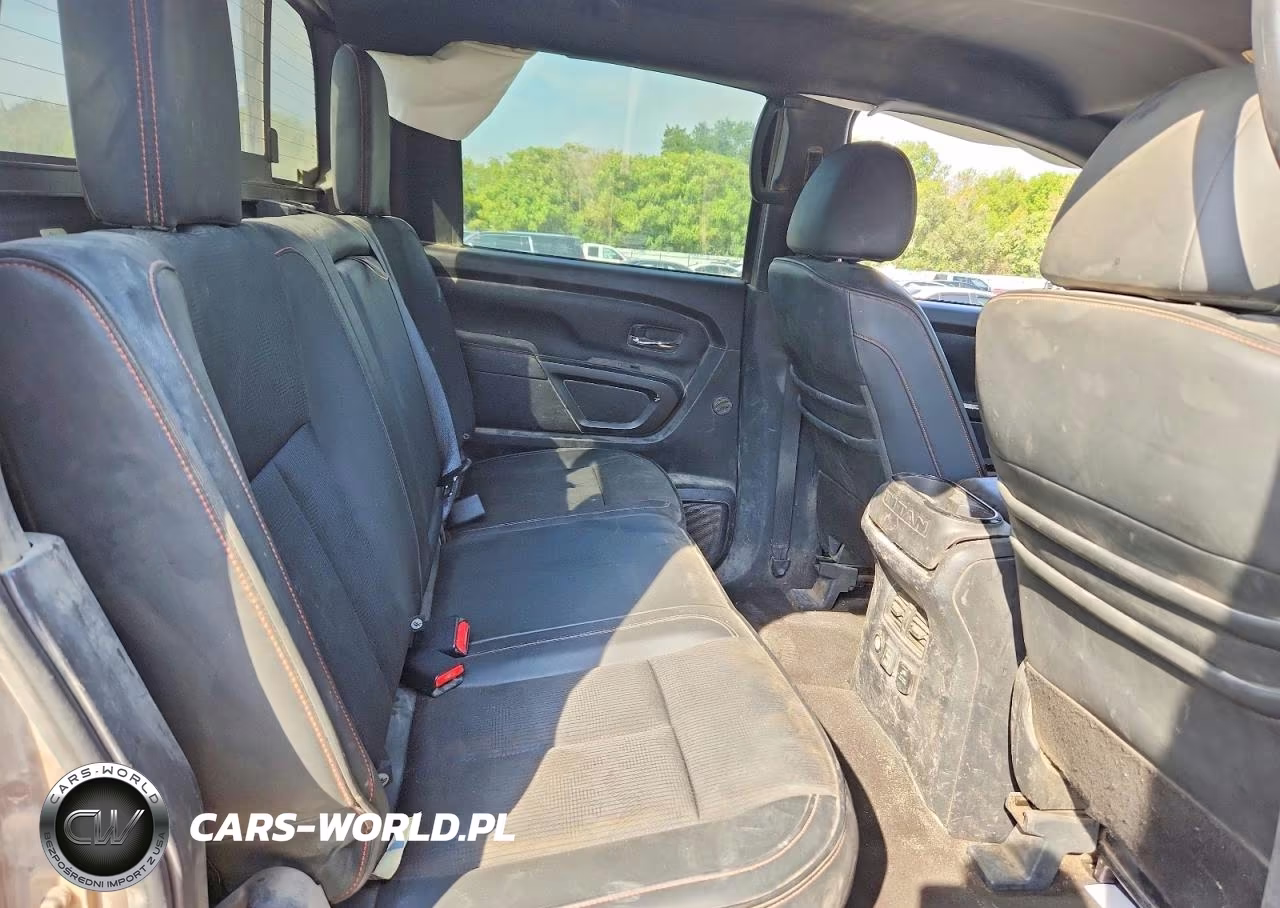 2020 Nissan Titan Pro-4X VIN:1N6AA1ED6LN507346 - 10