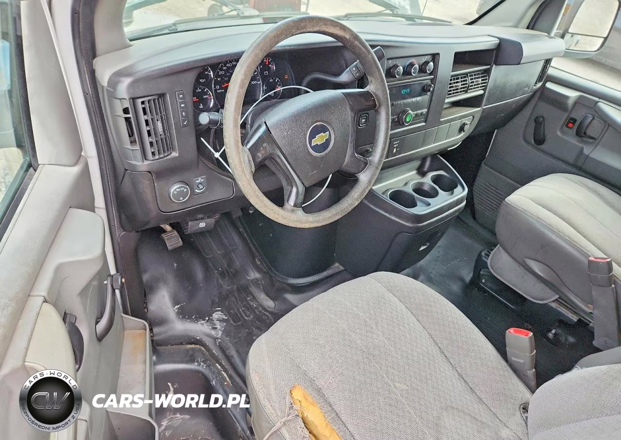2010 Chevrolet Express 3500 Cargo Delivery Van VIN:1GC2GTBA9A1177380 - 8