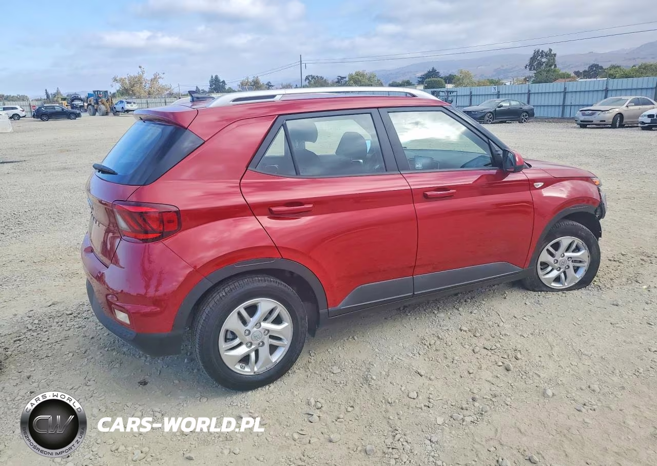 2020 Hyundai Venue Sel VIN:KMHRC8A30LU026273 - 3