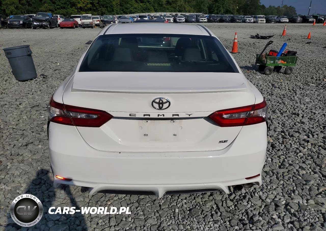 2018 Toyota Camry Se VIN:JTNB11HK8J3070536 - 6