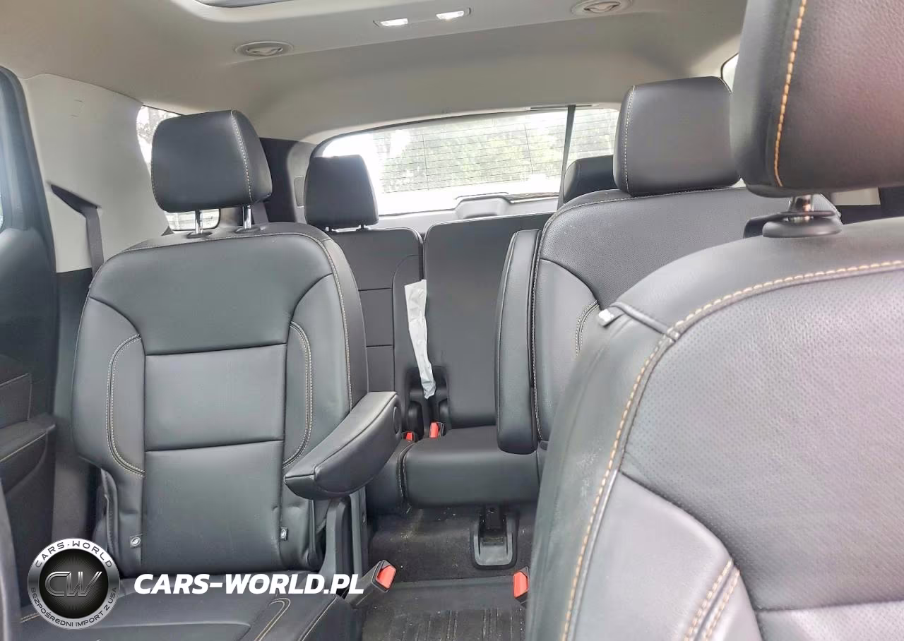 2019 Chevrolet Traverse Premier VIN:1GNEVKKW8KJ185004 - 10