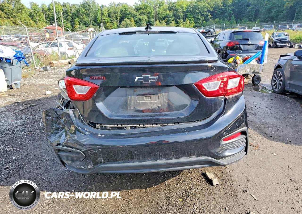 2018 Chevrolet Cruze Lt VIN:1G1BE5SM3J7139273 - 6