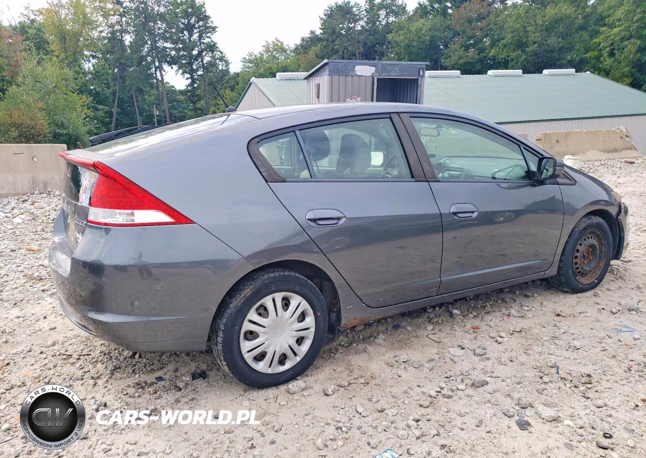 2011 Honda Insight VIN:JHMZE2H31BS012800 - 3
