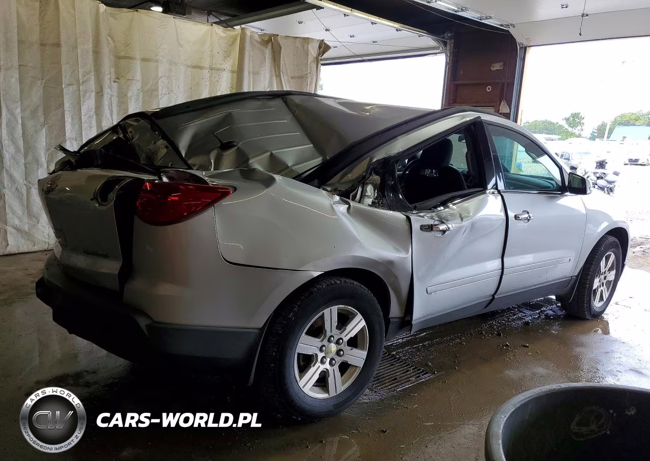2010 Chevrolet Traverse Lt VIN:1GNLVFED2AS128993 - 3