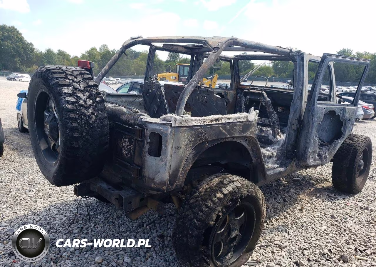2008 Jeep Wrangler Unlimited X VIN:1J4GA39168L600163 - 3