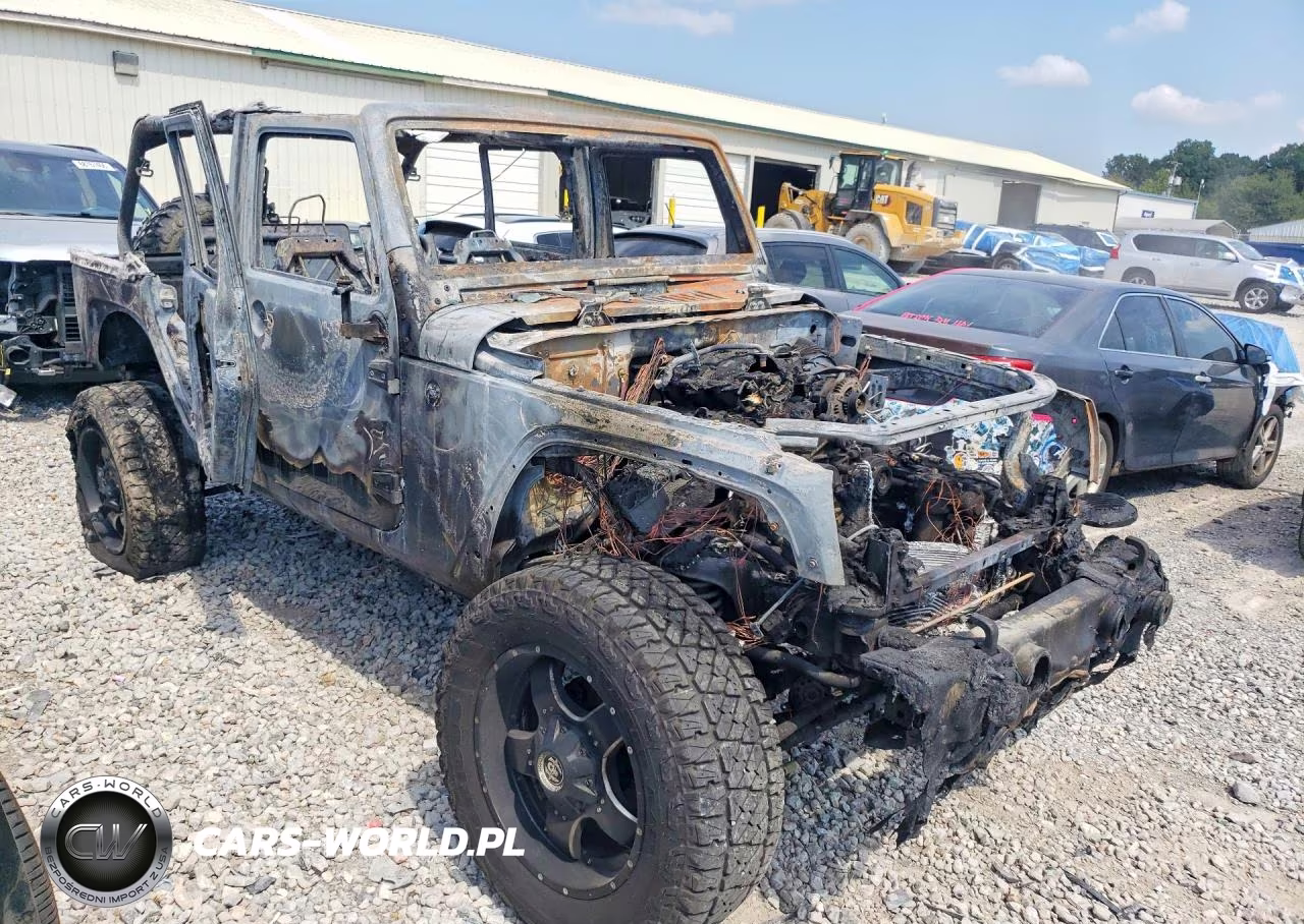 2008 Jeep Wrangler Unlimited X VIN:1J4GA39168L600163 - 4