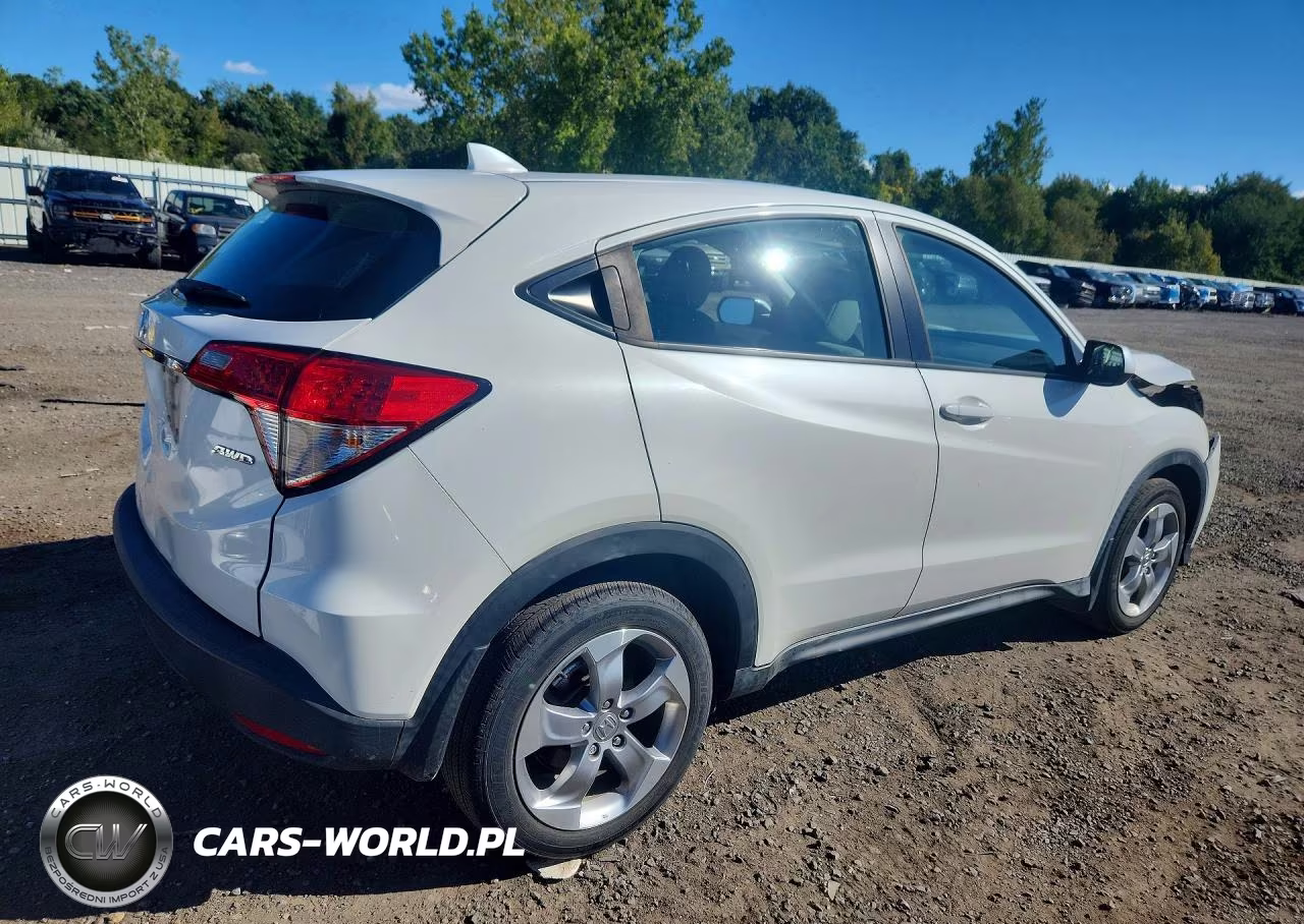 2021 Honda Hr-V Lx VIN:3CZRU6H38MM713349 - 3