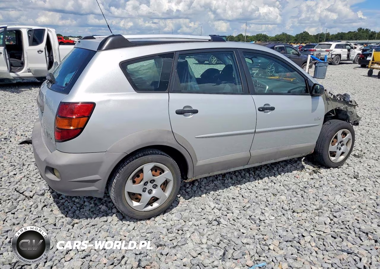 2008 Pontiac Vibe VIN:5Y2SL678X8Z420662 - 3