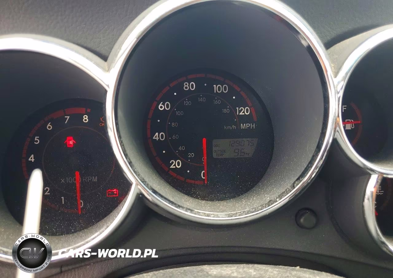 2008 Pontiac Vibe VIN:5Y2SL678X8Z420662 - 9