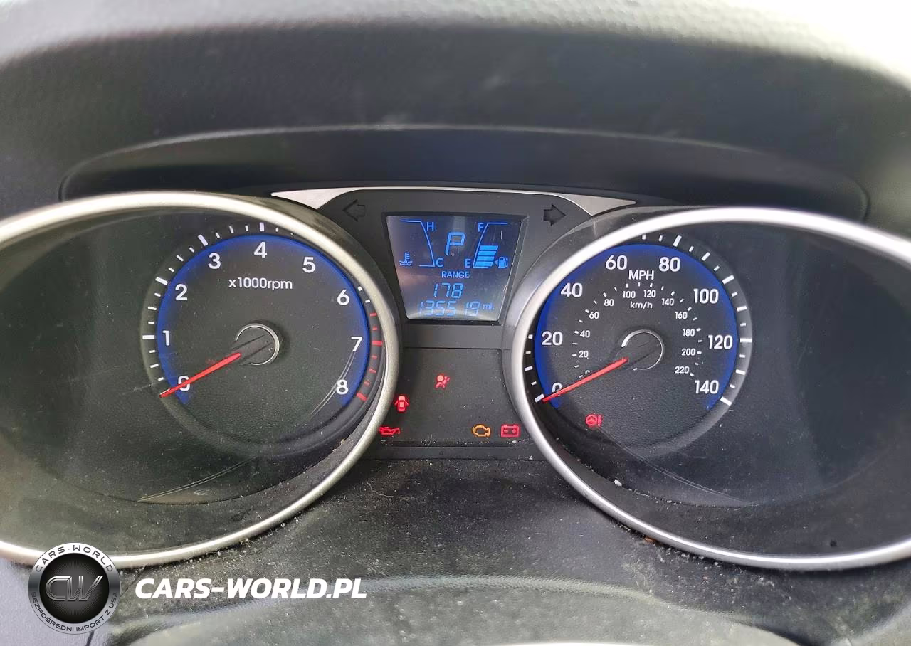 2015 Hyundai Tucson Se VIN:KM8JU3AG8FU013470 - 9