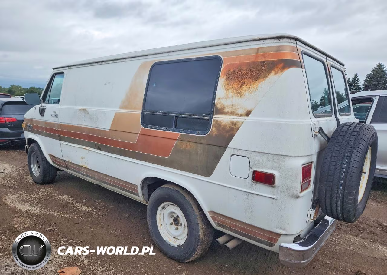 1983 Chevrolet G20 VIN:1GCEG25H3D7107309 - 2