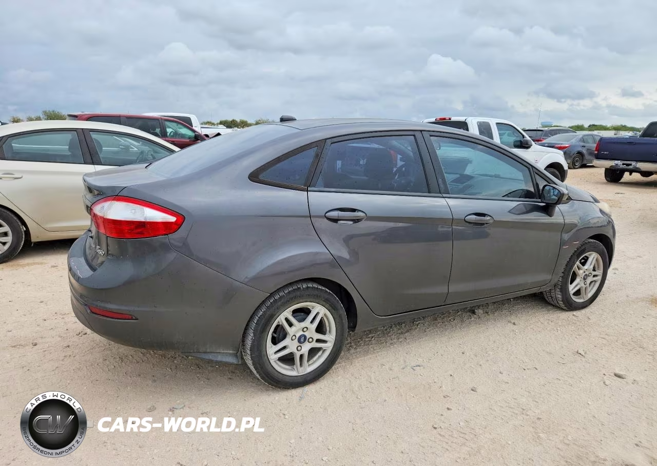 2018 Ford Fiesta Se VIN:3FADP4BJ4JM134587 - 3