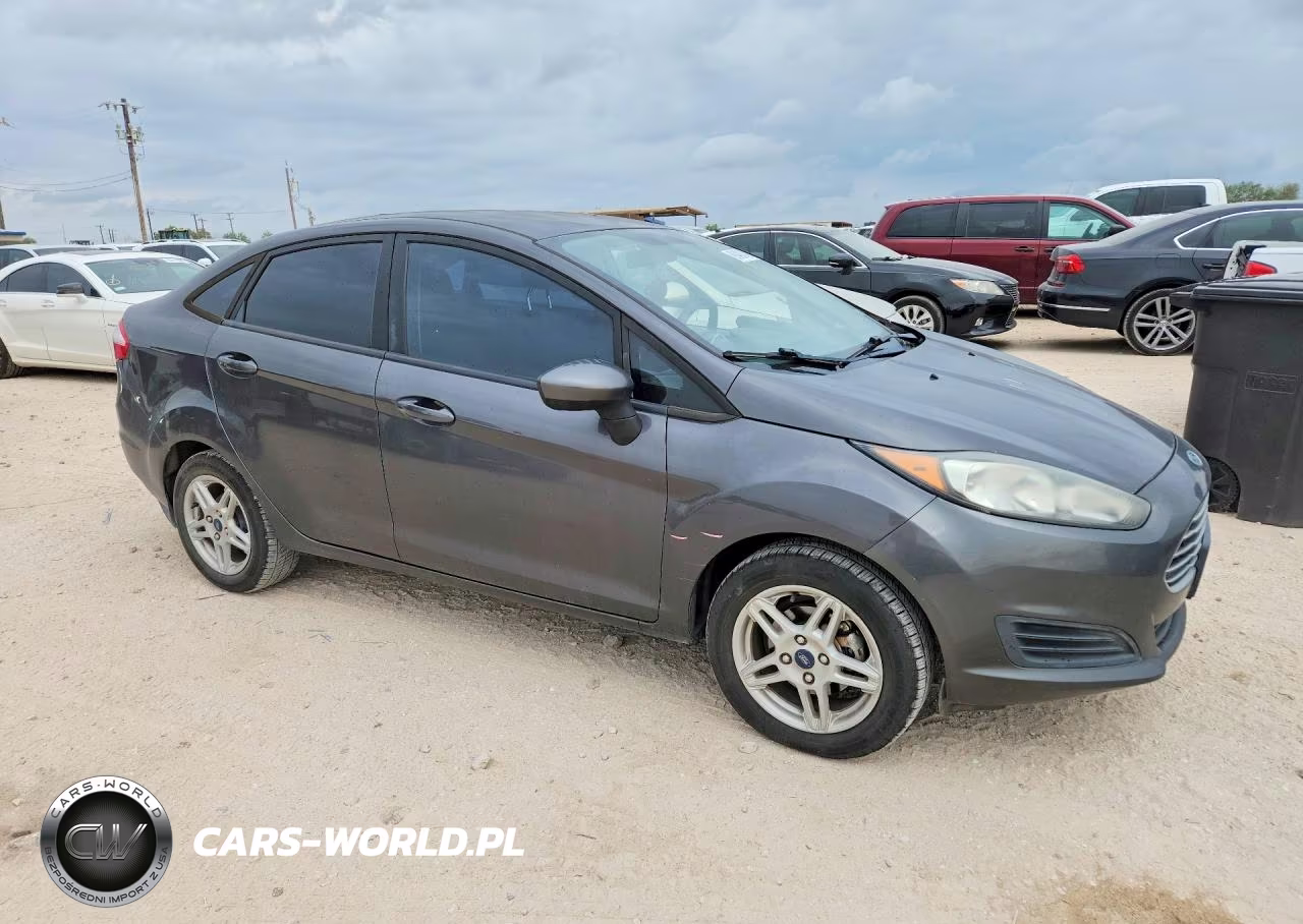 2018 Ford Fiesta Se VIN:3FADP4BJ4JM134587 - 4